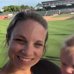 Meet your Posher, Melissa